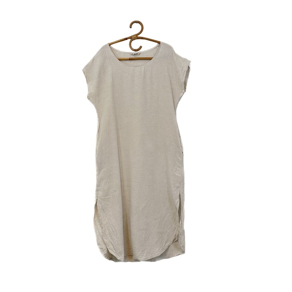 Peplum Co. Dresses & Skirts - Peplum Co. |  100% Linen Short Sleeve Oatmeal Midi Dress Size S‎